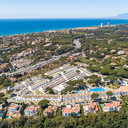 Pool & Whirlpool Sauna Marbella