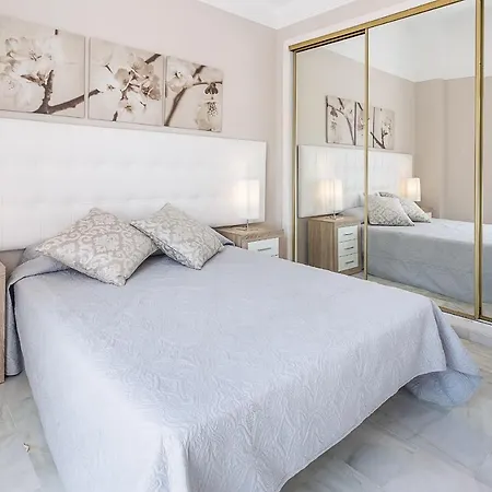 Pool & Whirlpool Sauna Holiday home Marbella